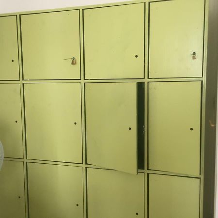 Chichilli Hostel Wenen Buitenkant foto
