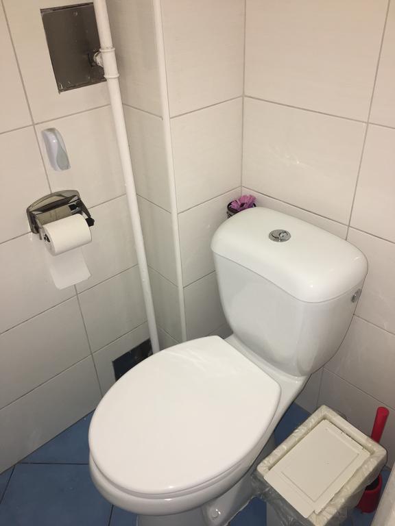 Chichilli Hostel Wenen Buitenkant foto