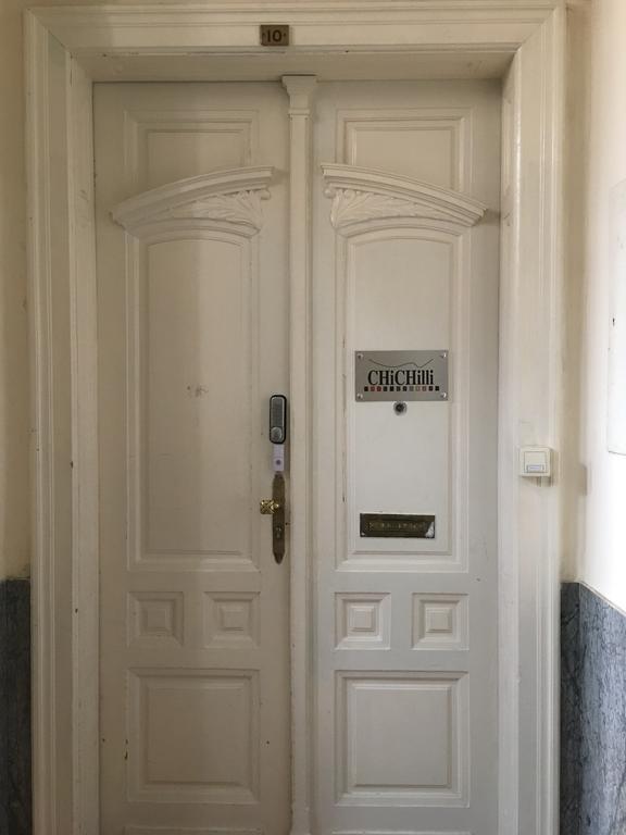 Chichilli Hostel Wenen Buitenkant foto